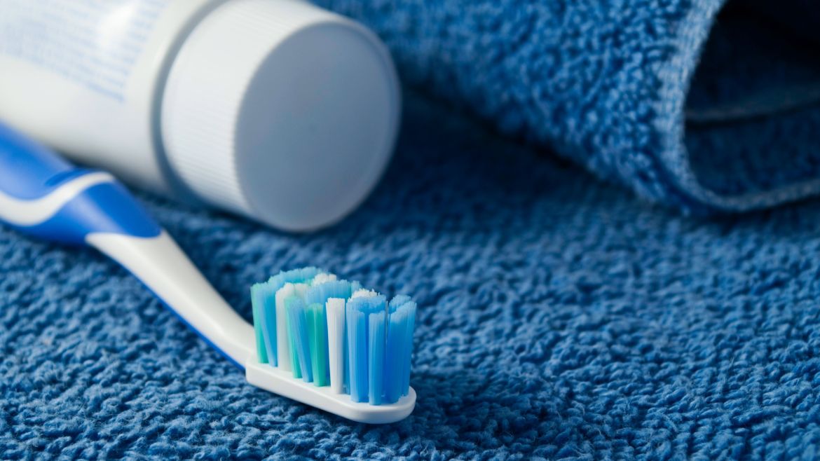 Ein wesentlicher Teil der Prophylaxe findet zuhause statt.